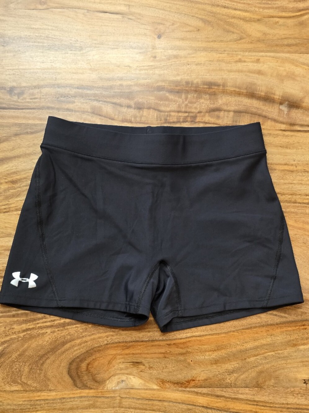 Under Armour Women's Black Compression Shorts-Size MEDIUM